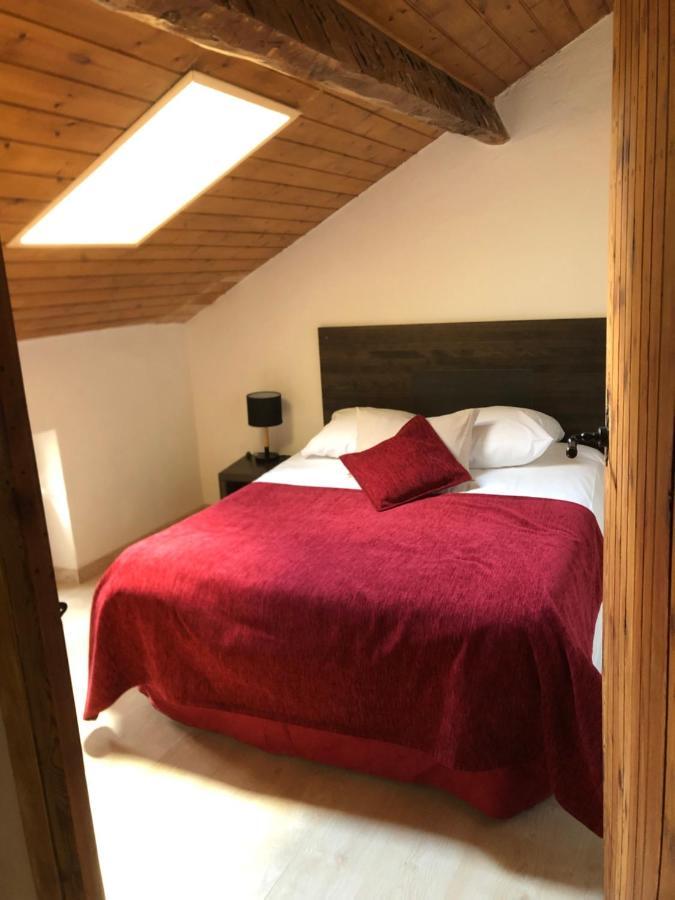 Charmant Appartement Dans Le Village/Coqueto Apartamento En El Pueblecito La Cabanasse מראה חיצוני תמונה