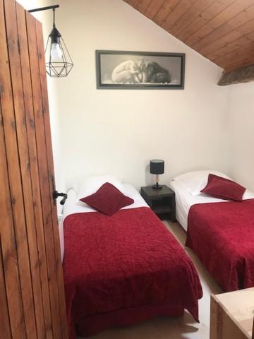 Charmant Appartement Dans Le Village/Coqueto Apartamento En El Pueblecito La Cabanasse מראה חיצוני תמונה